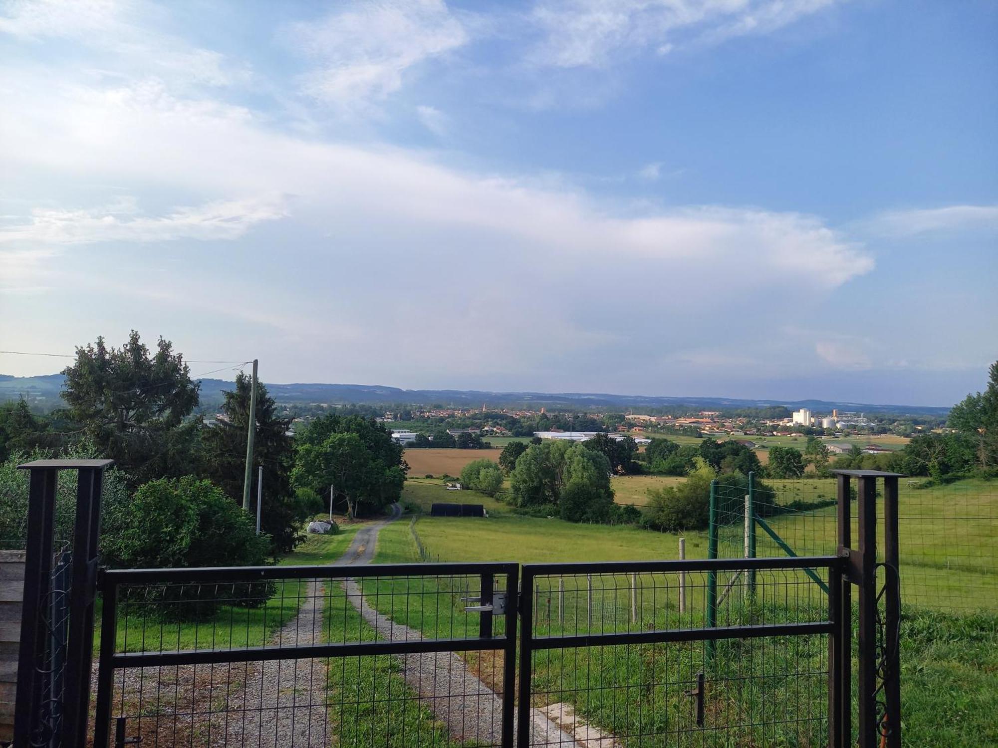 Gites Panoramique Sainte-Livrade-sur-Lot Kültér fotó